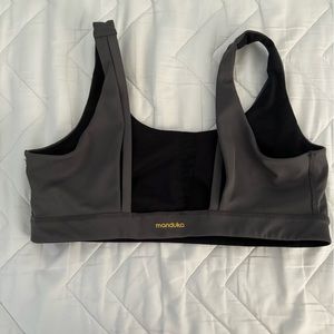Manduka sports bra